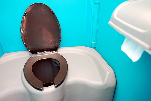 Best Affordable portable toilet rental  in Charlestown, MD